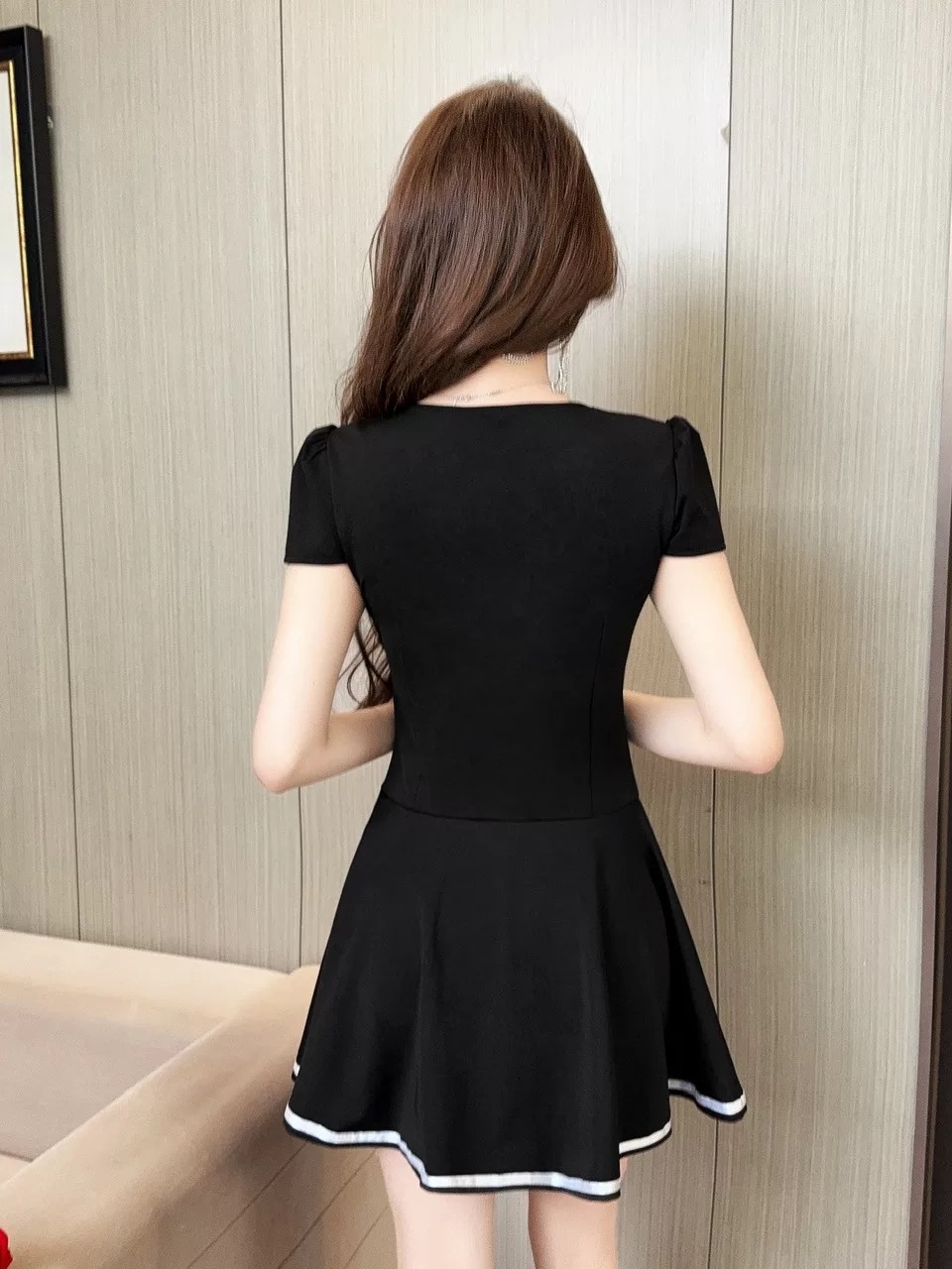 Playing big moves dress CD758 images
